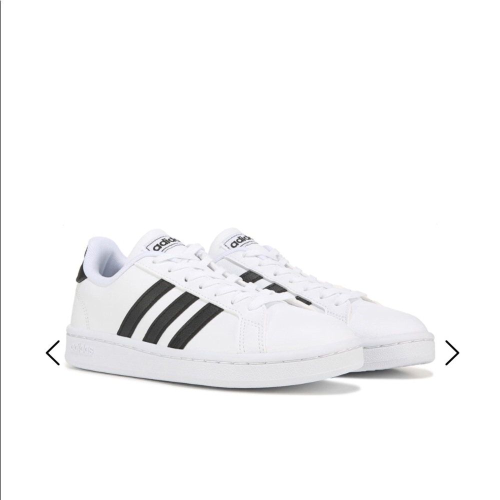 Adidas Tennis Shoes ๐ - Picture 2 of 10